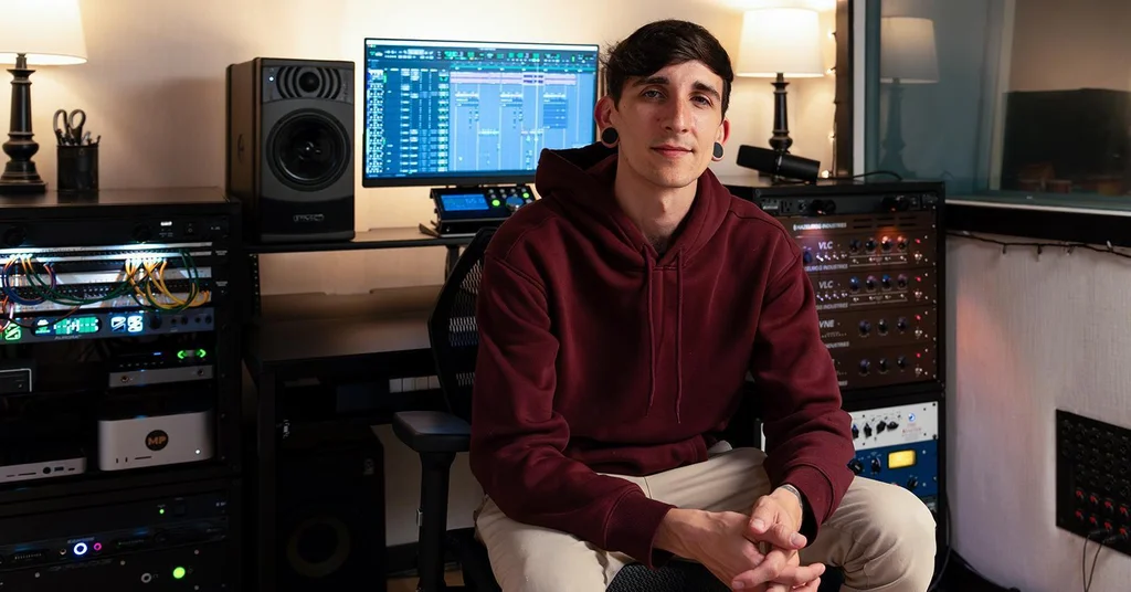 Article: Mark Parfitt's 5 Studio Must-haves and Essential Plug-ins. Read Now.
